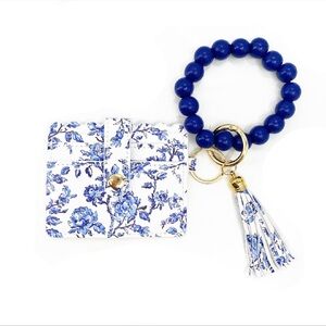 Lulu Mac Blue Floral Beaded Wristlet ID Wallet